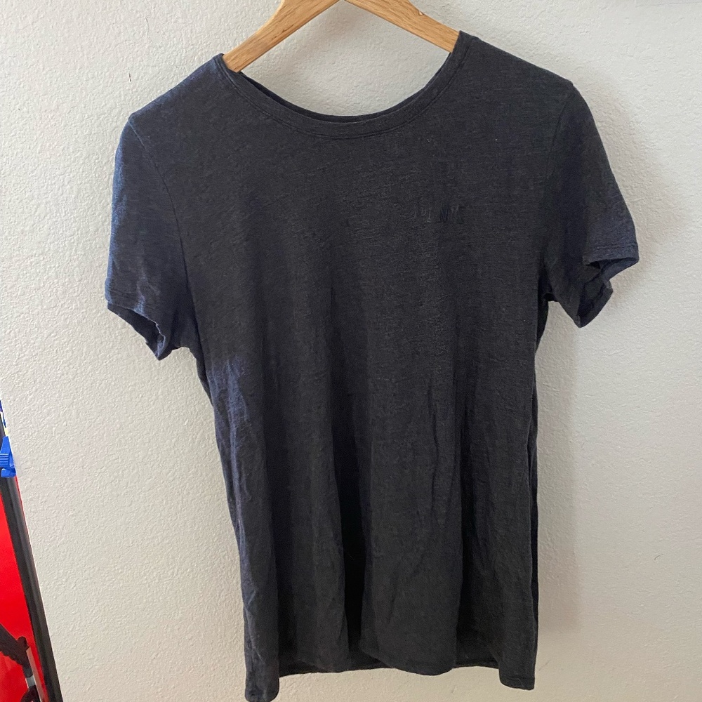 NWT VICTORIAS SECRET PINK EVERYDAY TEE DARK GREY PALM TREE